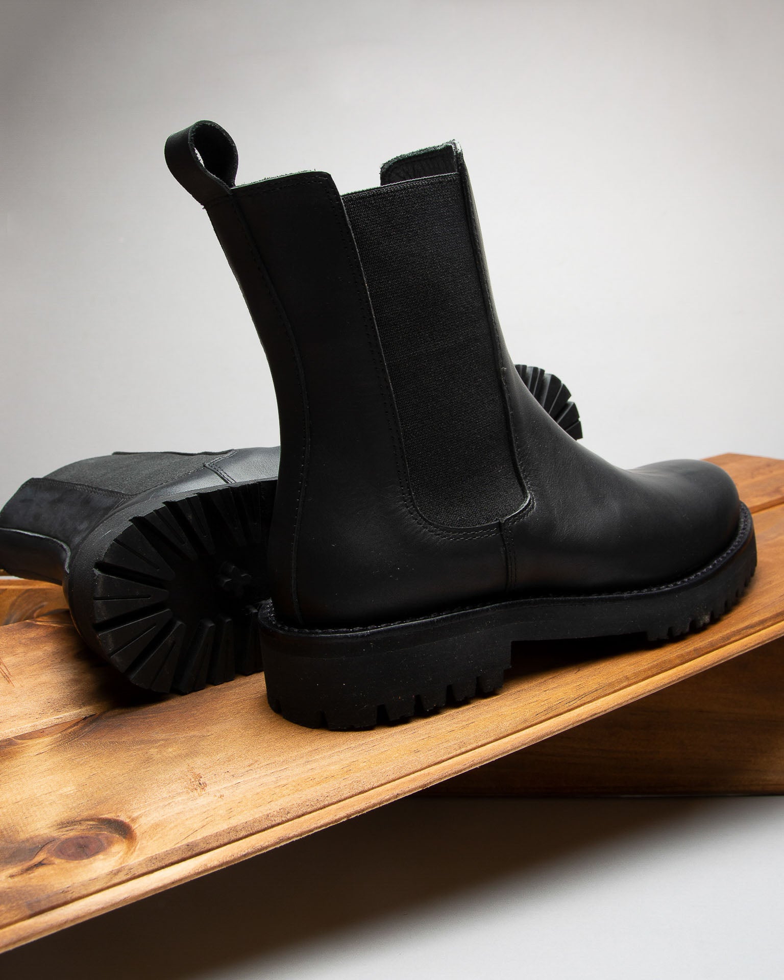 Boot Elena Black