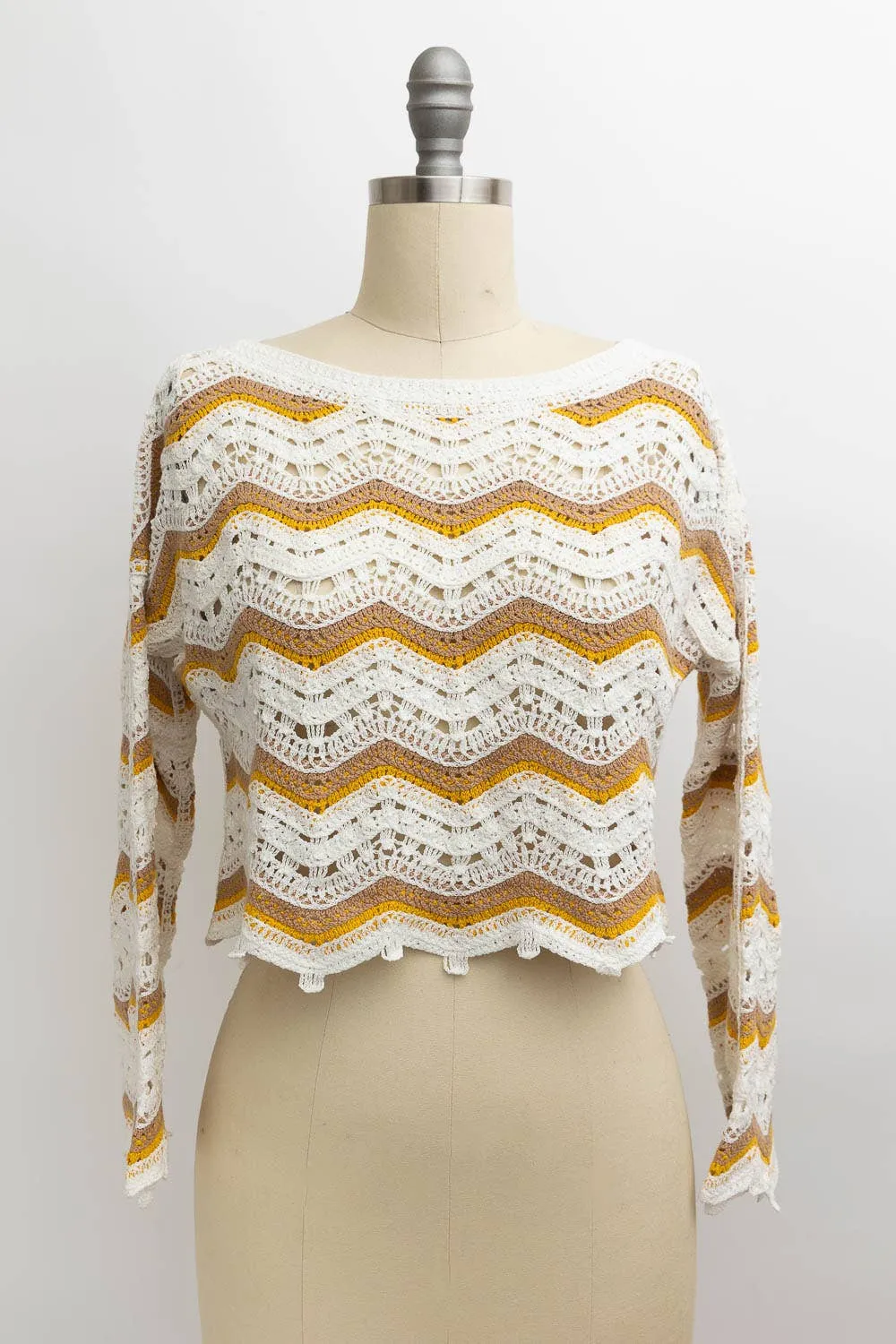 Jenny Long Sleeves Chevron Patterned Crochet Style Top