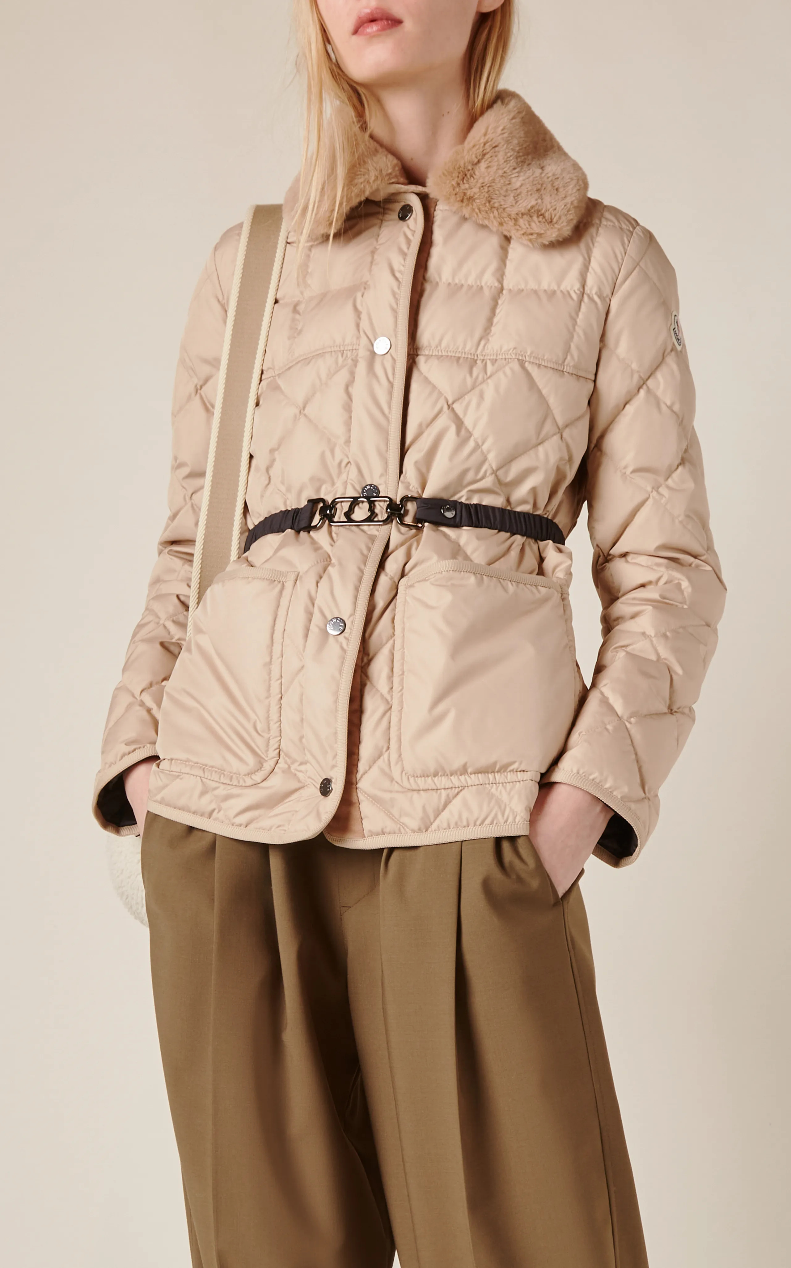 Moncler Cygne Short Down Jacket