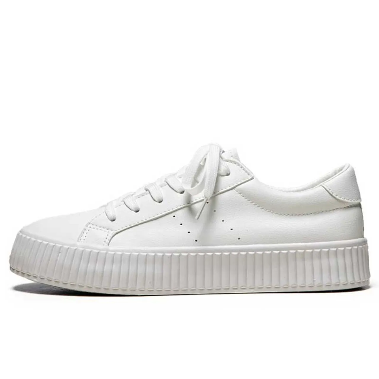 White simple plain casual lace up shoe sneaker