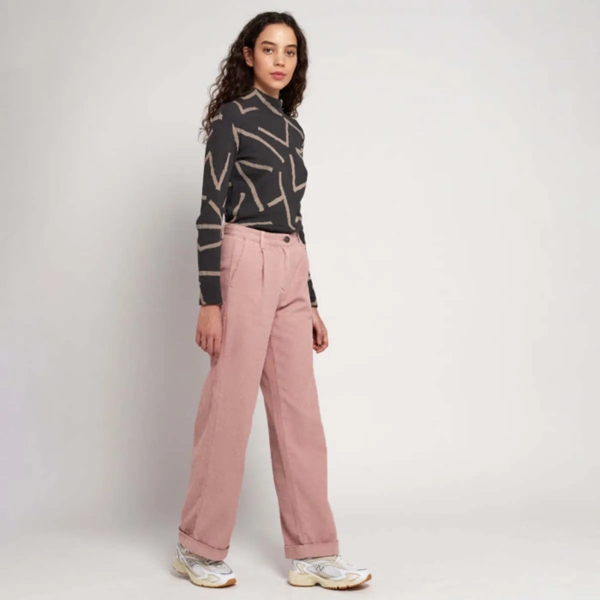 Woman Pleated Corduroy Pants - Pink